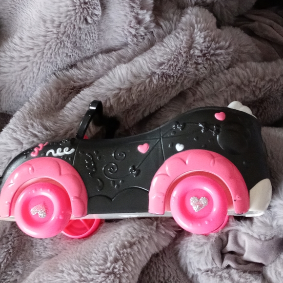 Barbie convertible car - Picture 2 of 8
